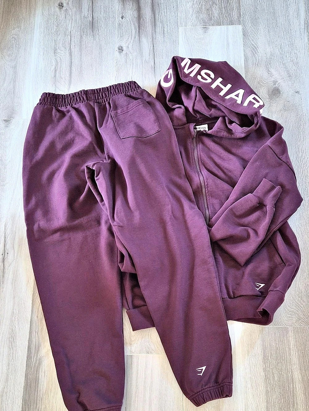 GYMSHARK Zip Up Hoodie and Joggers Set Purple Small